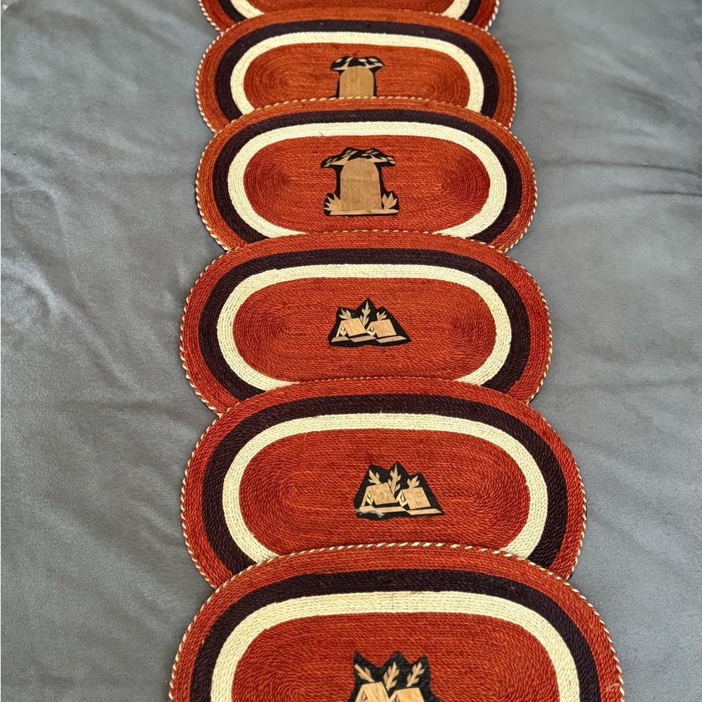 Rustic Fox-Themed Woven Placemats Set,Madagascar’s Art.